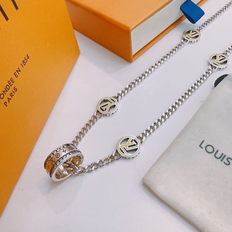 Louis Vuitton Necklaces